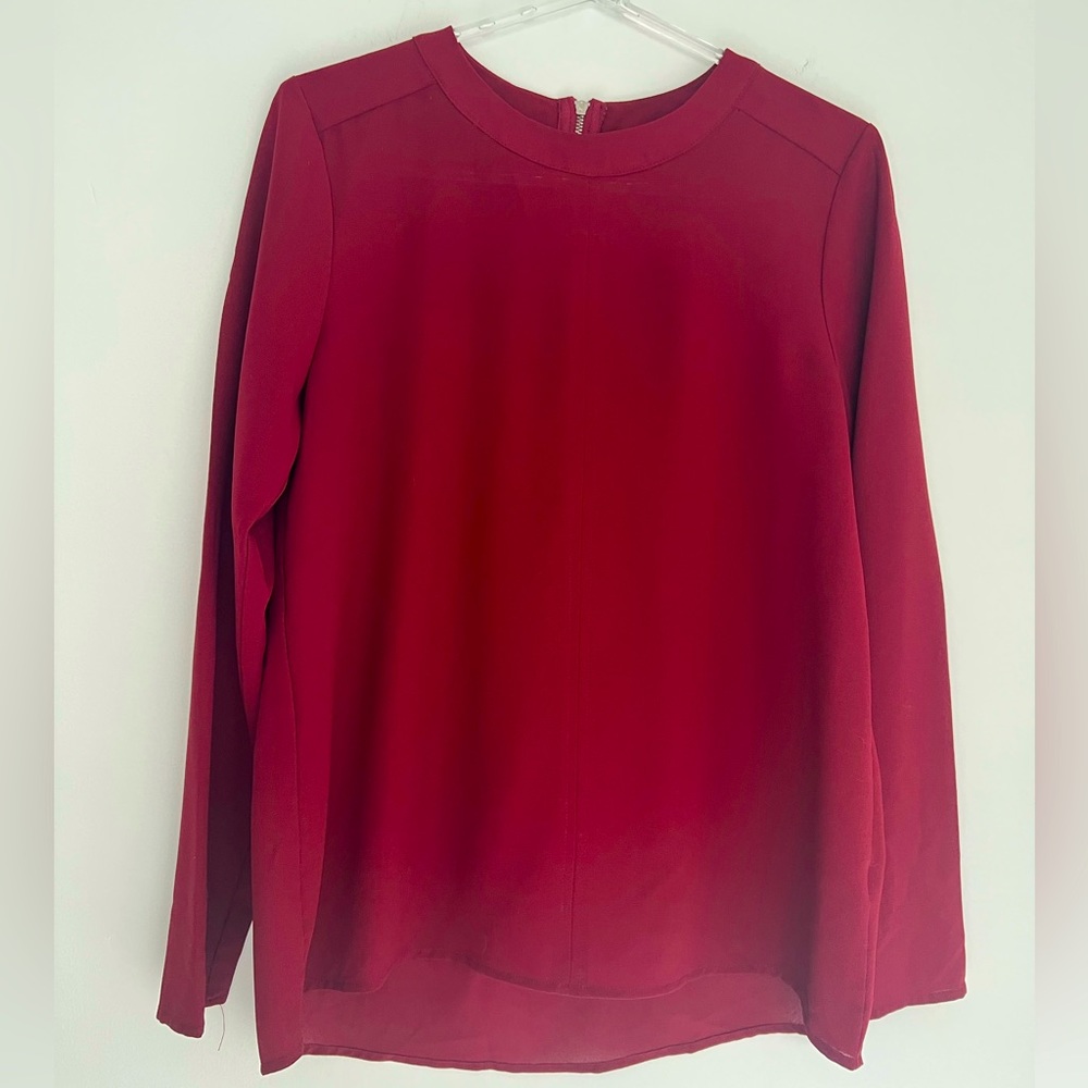 Anthropologie Paper Crane classic Maroon crepe long sleeve high low tunic blouse